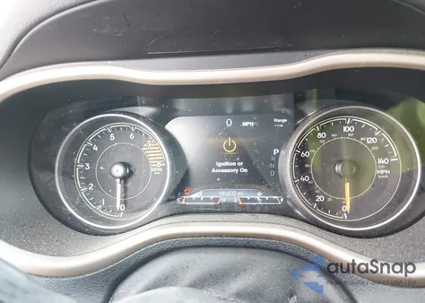 2018 Jeep Cherokee Limited 4X4 из США, поврежденный, VIN 1C4PJMDX2JD541023